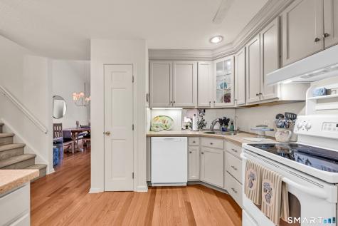 402 Lakeview Drive Southington CT 06489