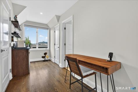 44 Temple Court New Haven CT 06510