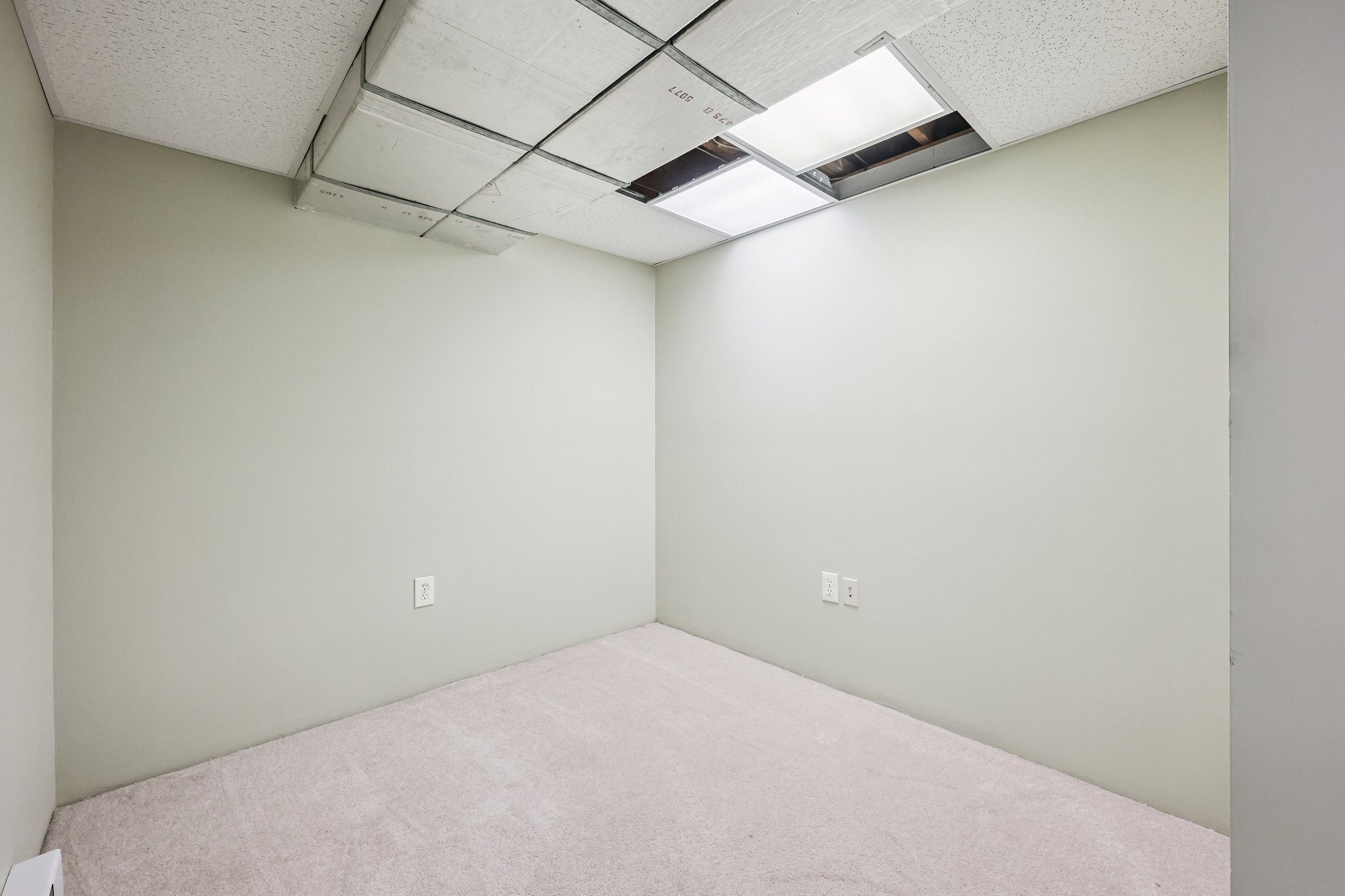 24 Rushford Meade Granby CT 06035