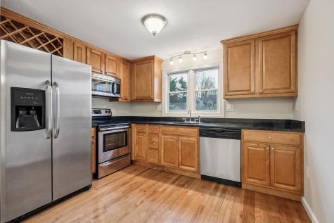 24 Rushford Meade Granby CT 06035