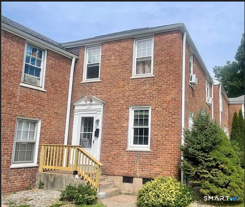 17 Garden Drive Manchester CT 06040