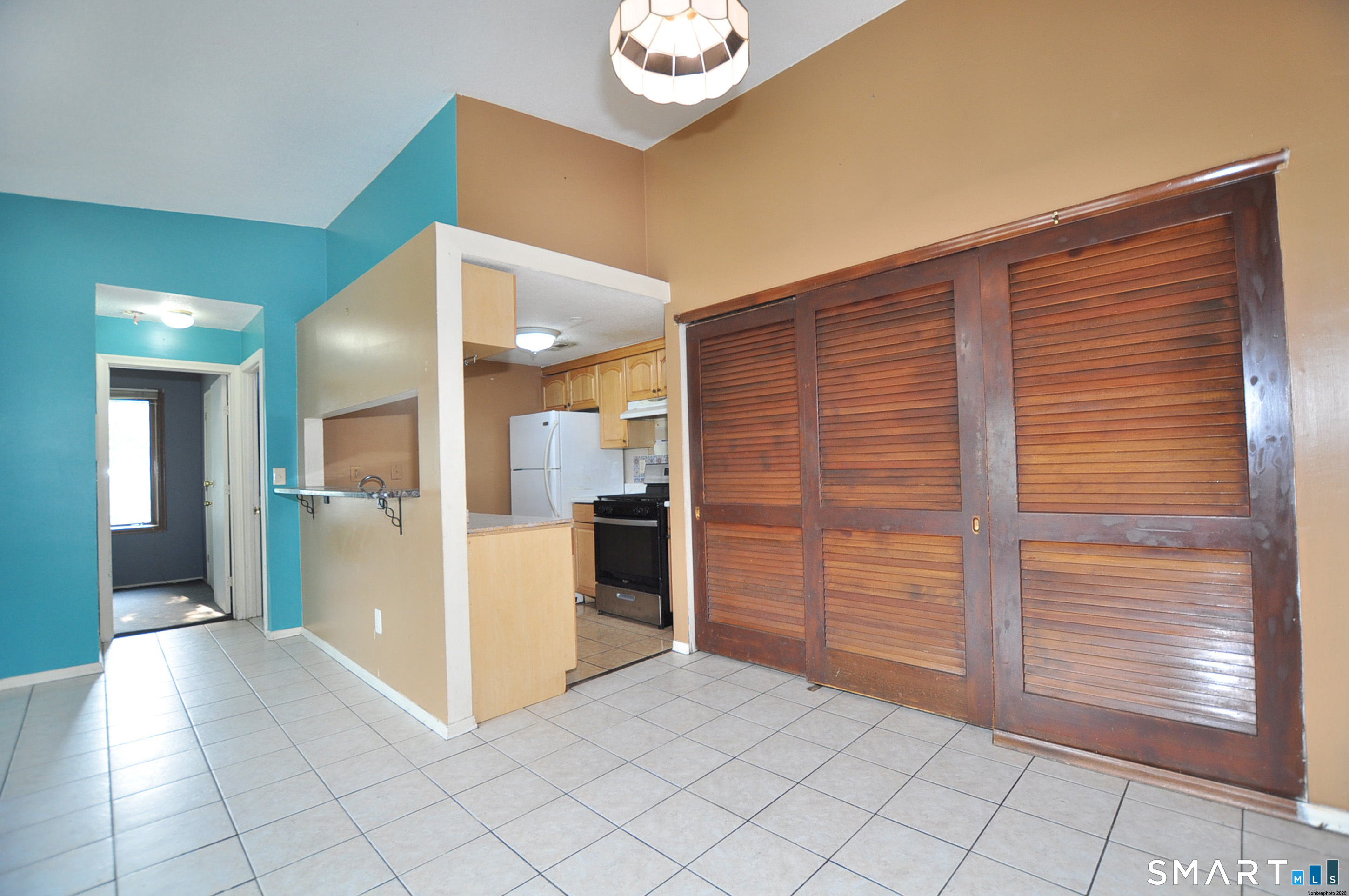 64 Little Oak Lane Rocky Hill CT 06067