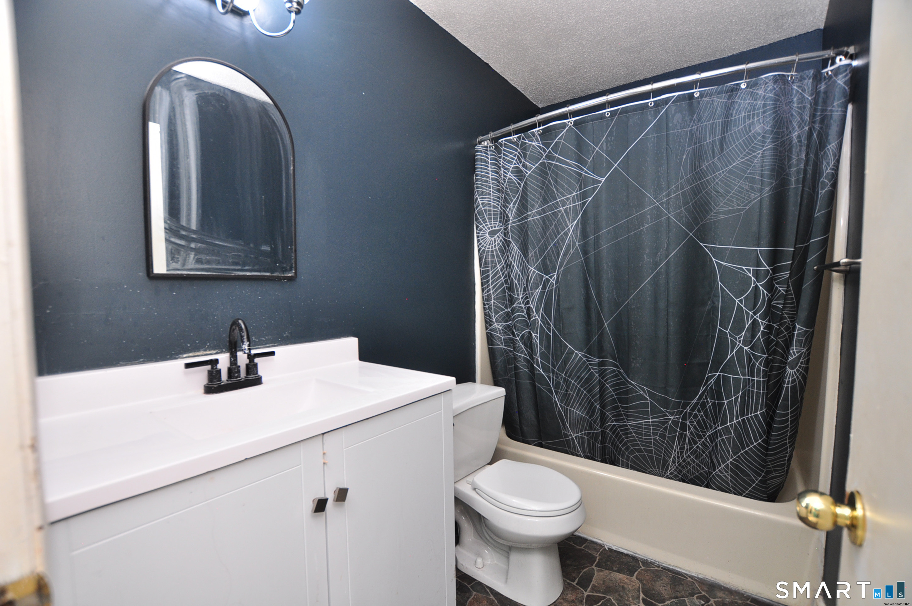 64 Little Oak Lane Rocky Hill CT 06067