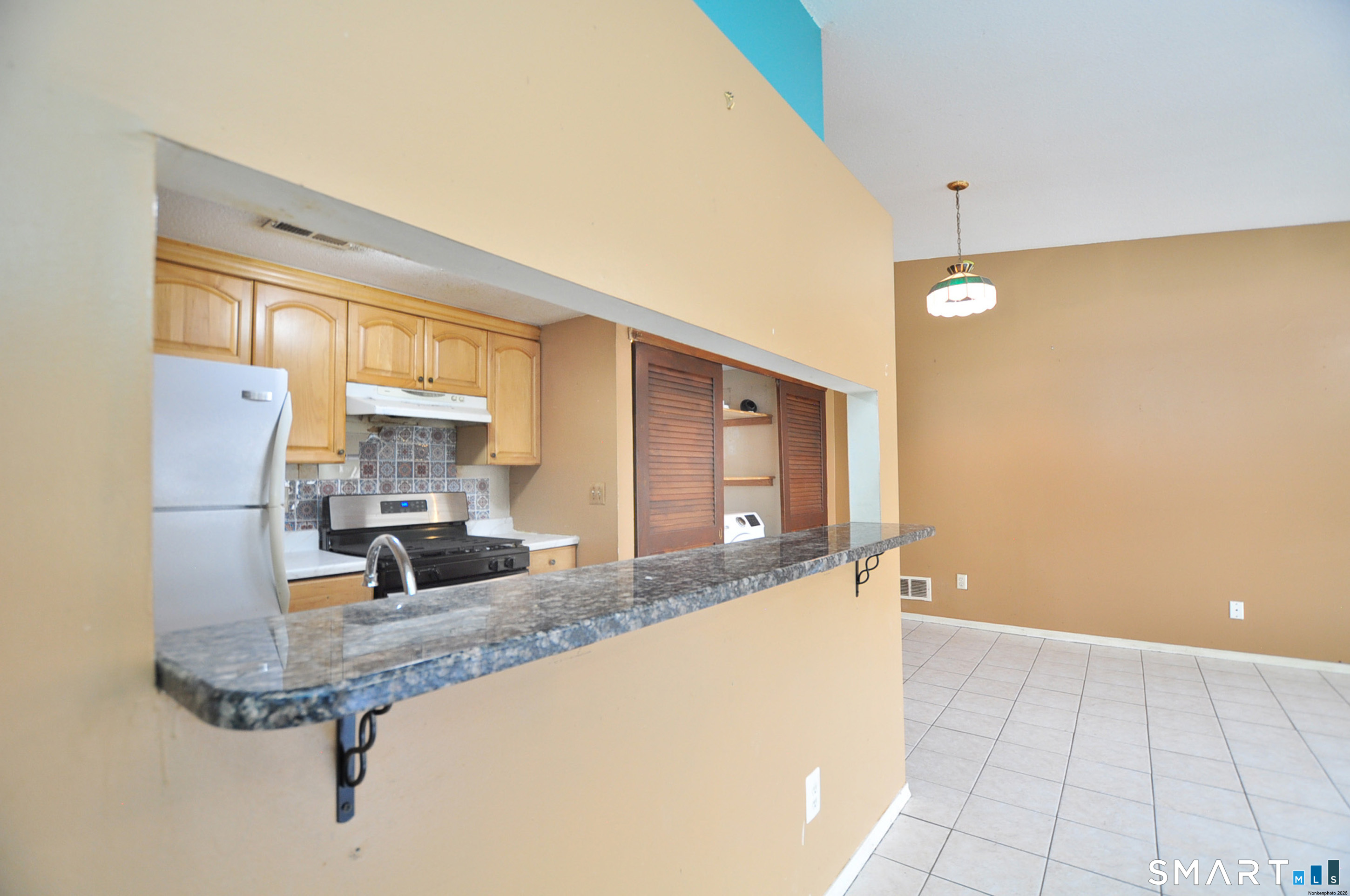 64 Little Oak Lane Rocky Hill CT 06067