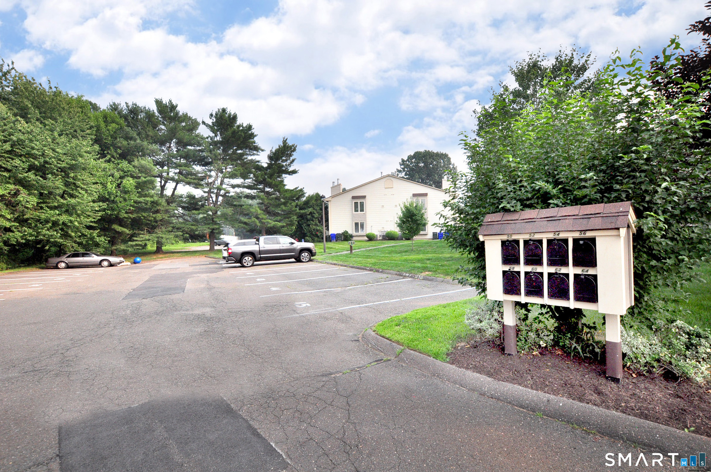 64 Little Oak Lane Rocky Hill CT 06067
