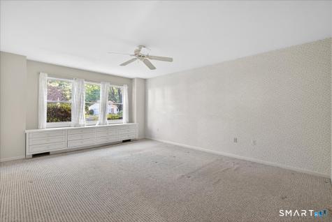 17 Canterbury Road Hamden CT 06514