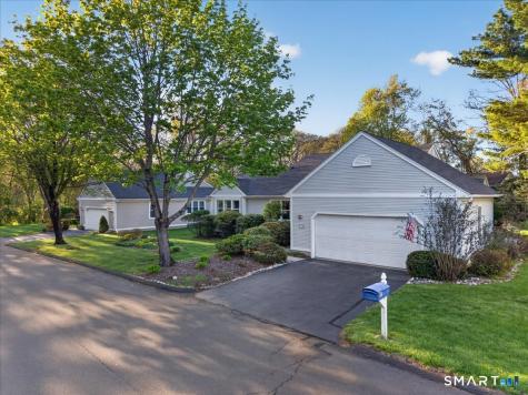 17 Canterbury Road Hamden CT 06514