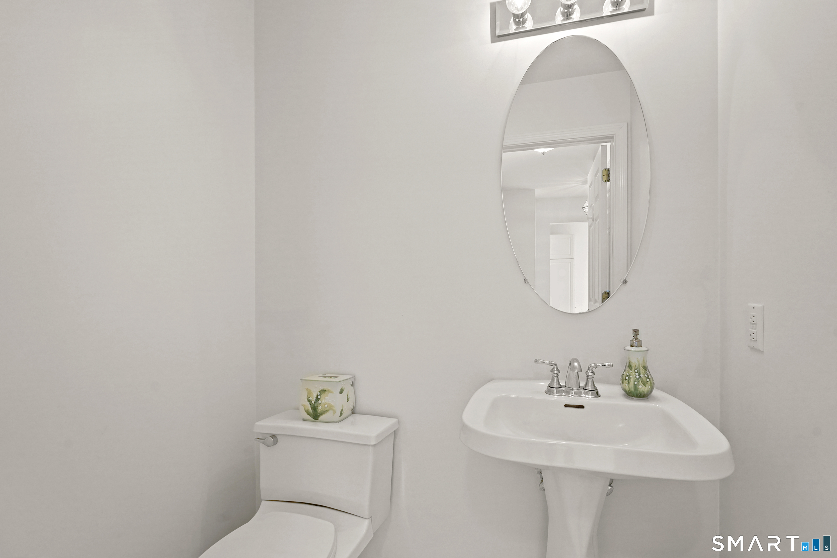 1104 Bradford Drive Danbury CT 06811