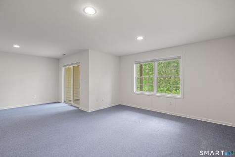 1104 Bradford Drive Danbury CT 06811
