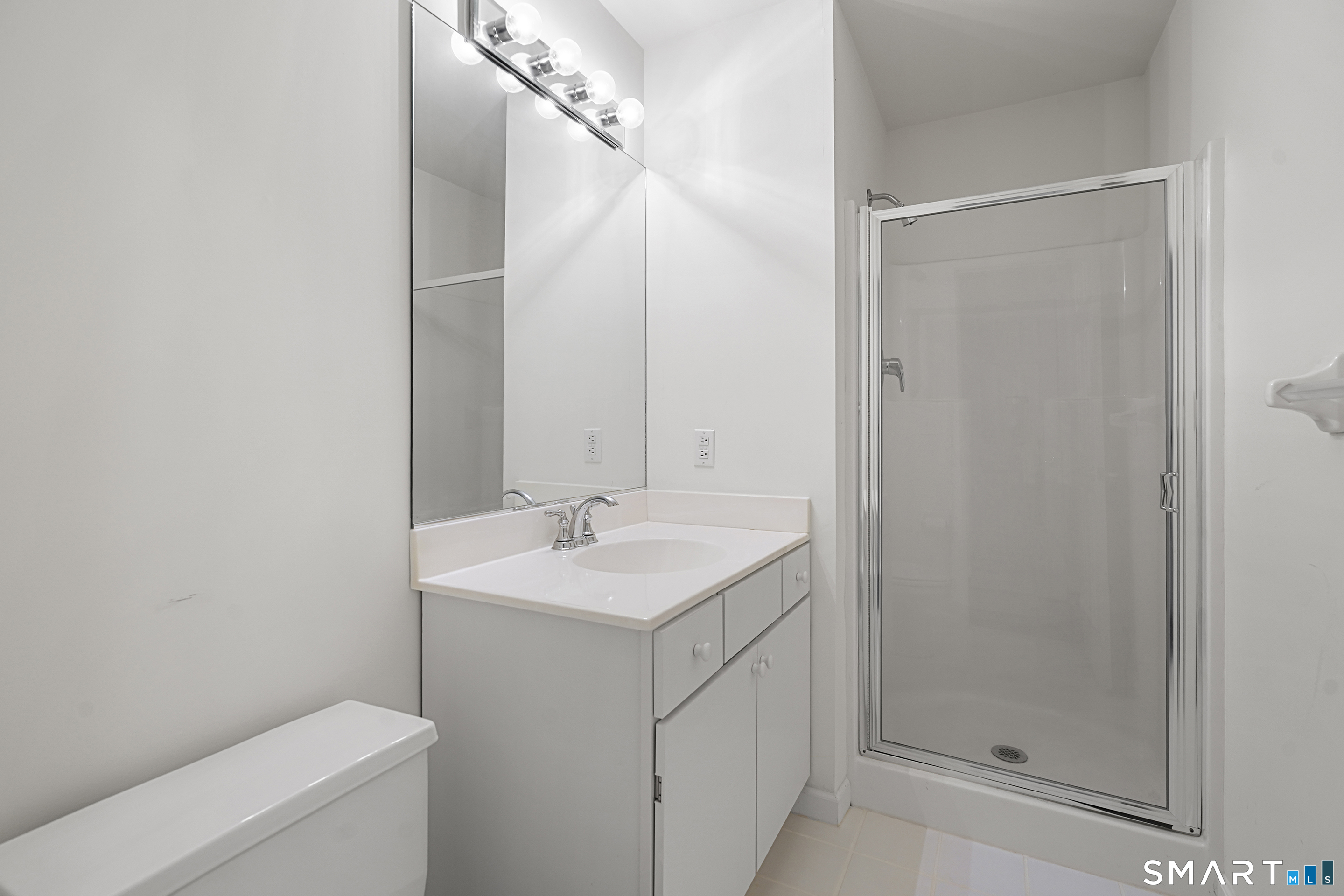 1104 Bradford Drive Danbury CT 06811