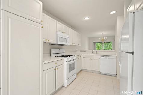 1104 Bradford Drive Danbury CT 06811