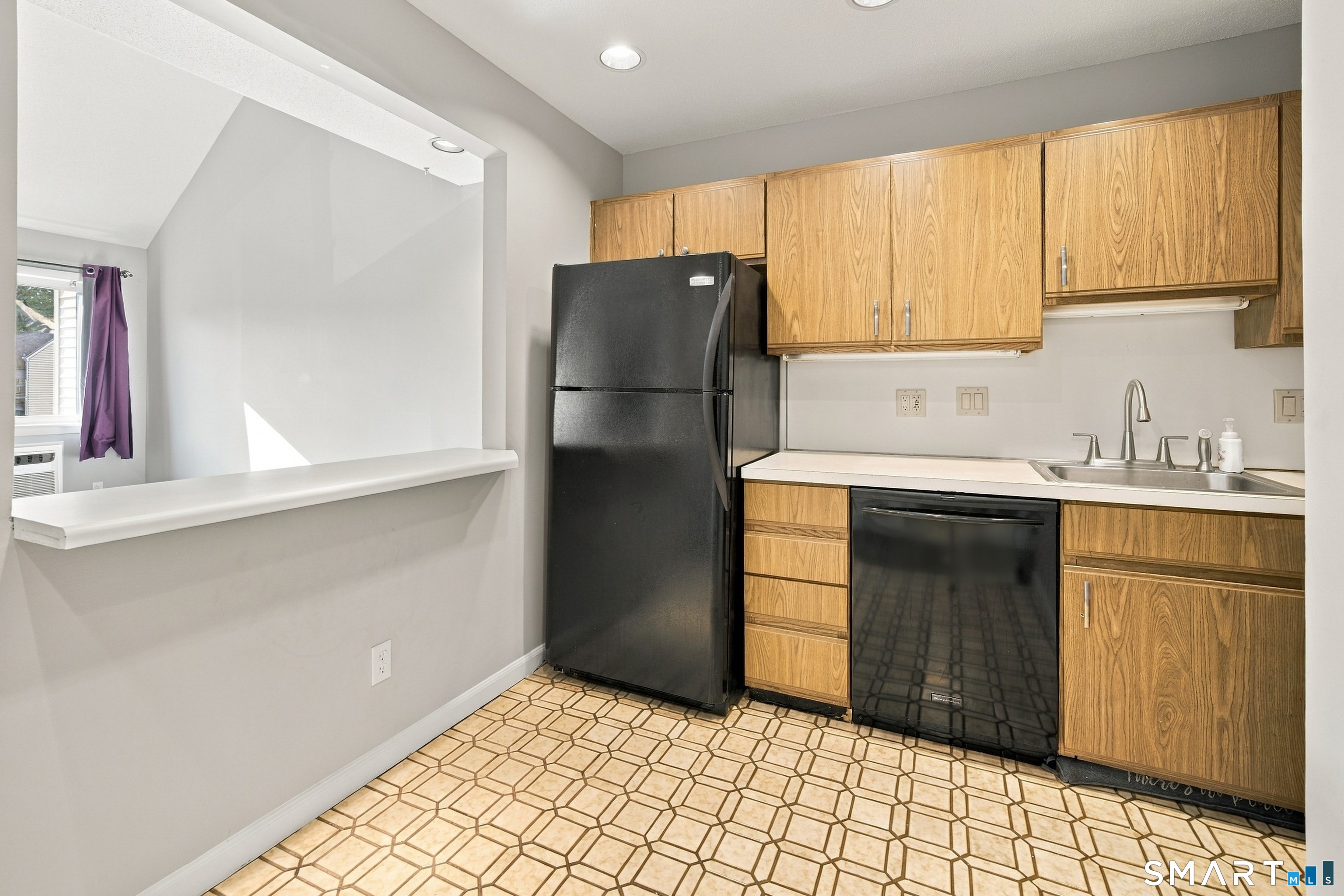 371 Emmett Street Bristol CT 06010