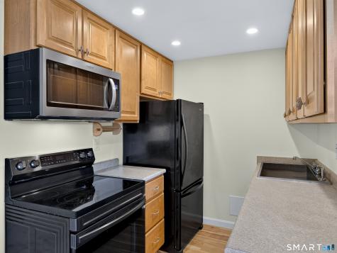 298 Meridian Street Groton CT 06340