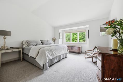 12 Boulevard Drive Danbury CT 06810