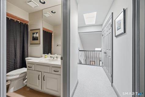 12 Boulevard Drive Danbury CT 06810