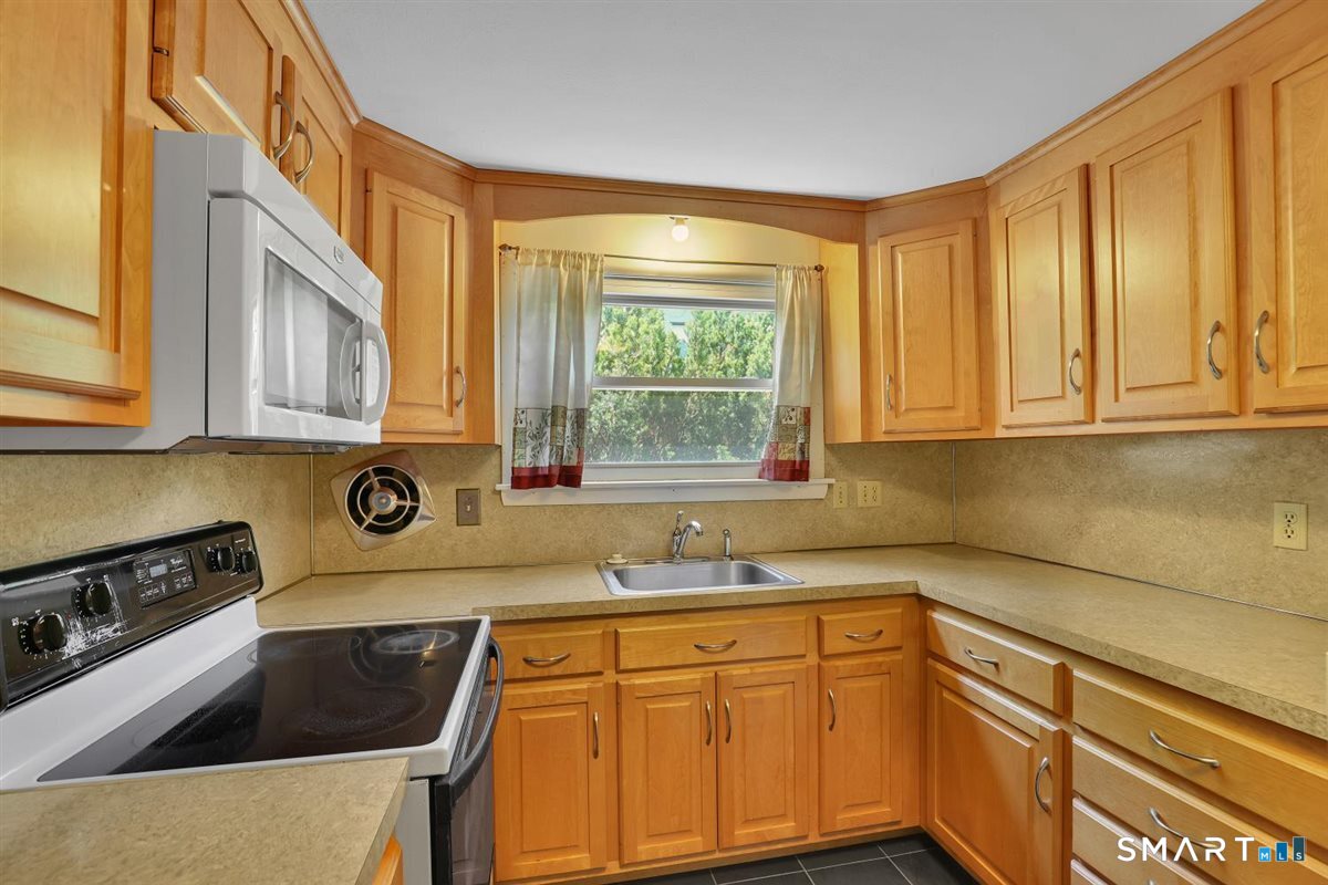 22 Park Place New Britain CT 06052
