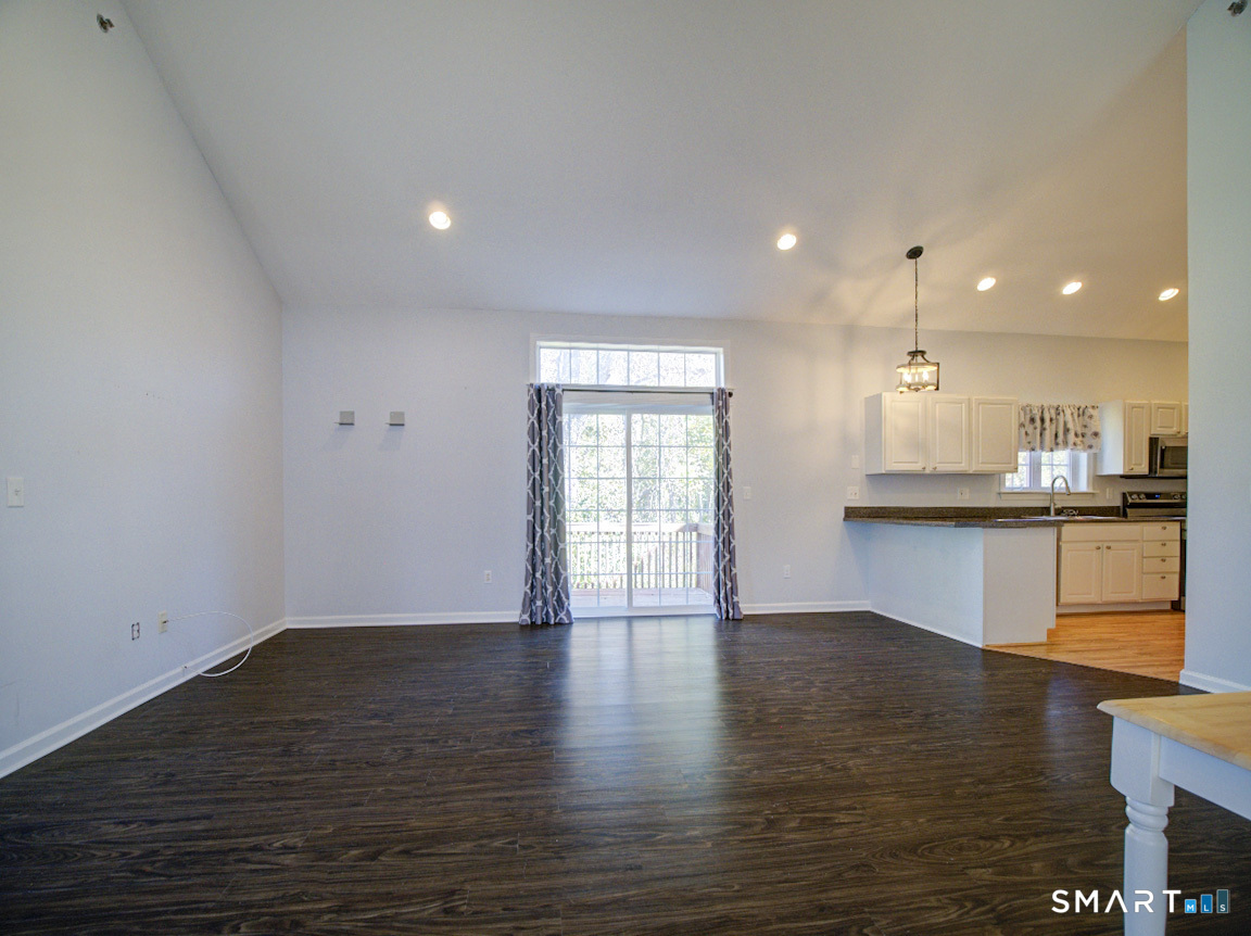 291 Silverbrook Road Orange CT 06477