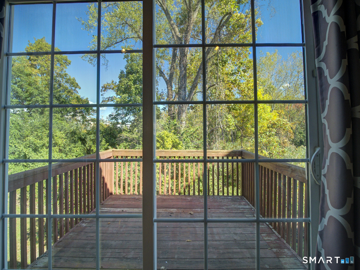 291 Silverbrook Road Orange CT 06477