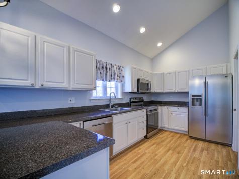 291 Silverbrook Road Orange CT 06477