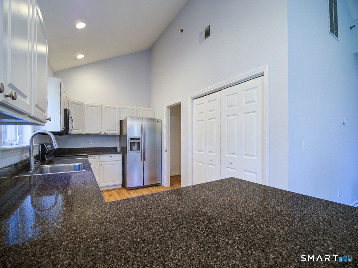 291 Silverbrook Road Orange CT 06477