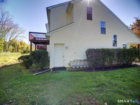 291 Silverbrook Road Orange CT 06477