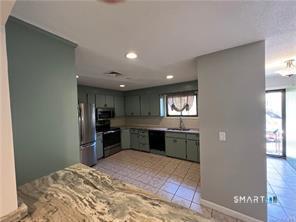 808 Summer Hill Drive South Windsor CT 06074