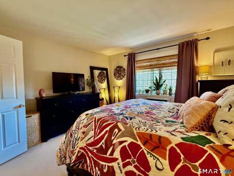 364 Foxwood Lane Milford CT 06461