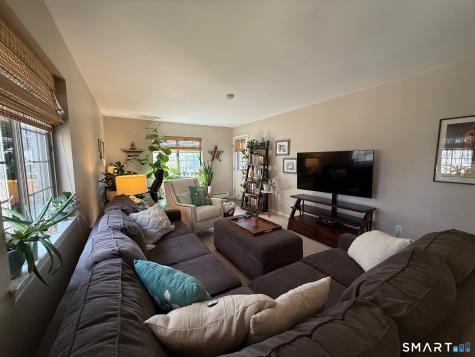 364 Foxwood Lane Milford CT 06461