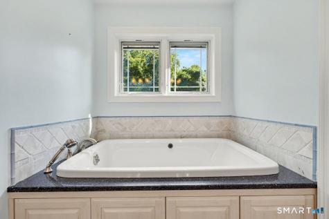 4 Rainbow Court New Milford CT 06776