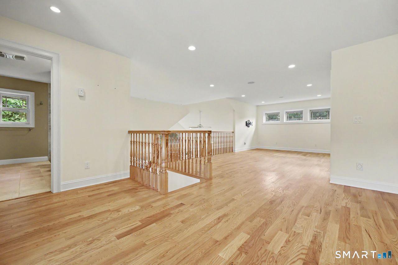 4 Rainbow Court New Milford CT 06776