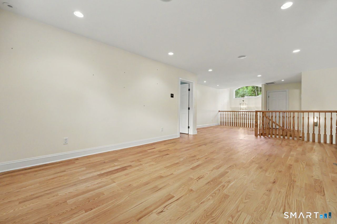4 Rainbow Court New Milford CT 06776