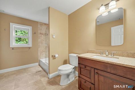 4 Rainbow Court New Milford CT 06776