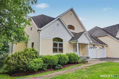 4 Rainbow Court New Milford CT 06776