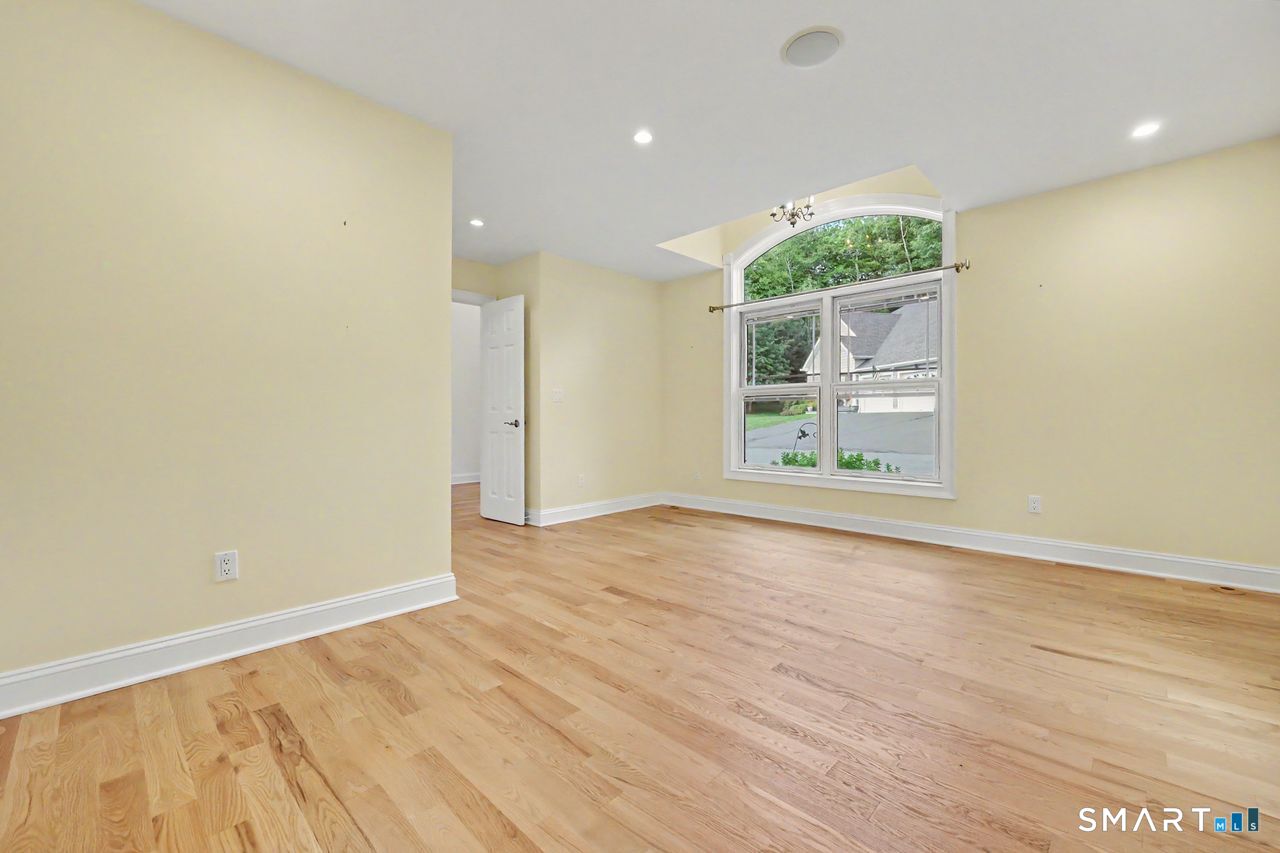 4 Rainbow Court New Milford CT 06776
