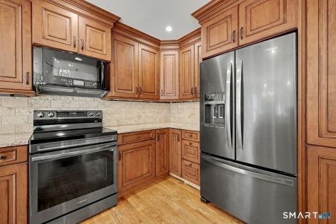 4 Rainbow Court New Milford CT 06776