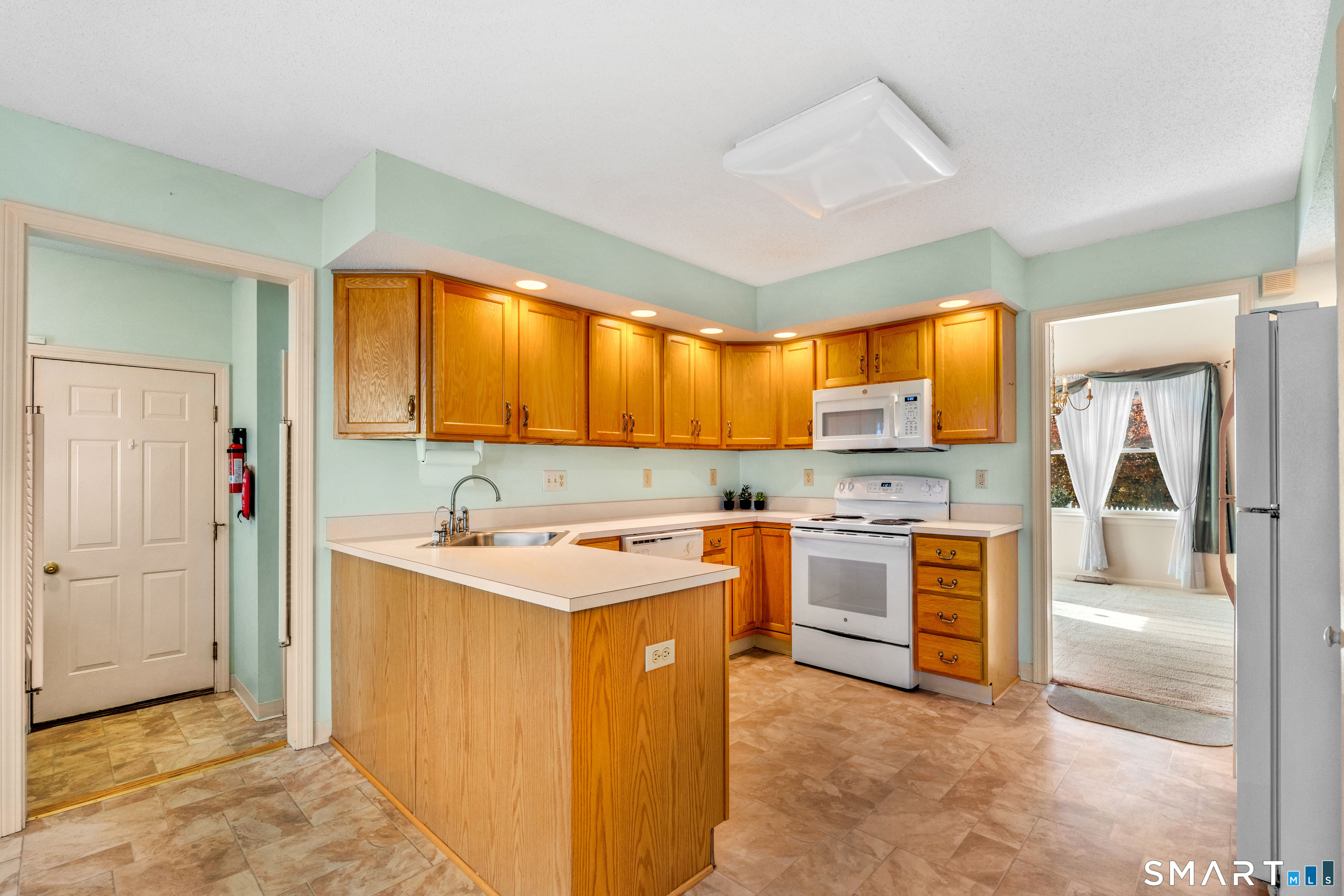 144 Morning Glory Court Windsor CT 06095