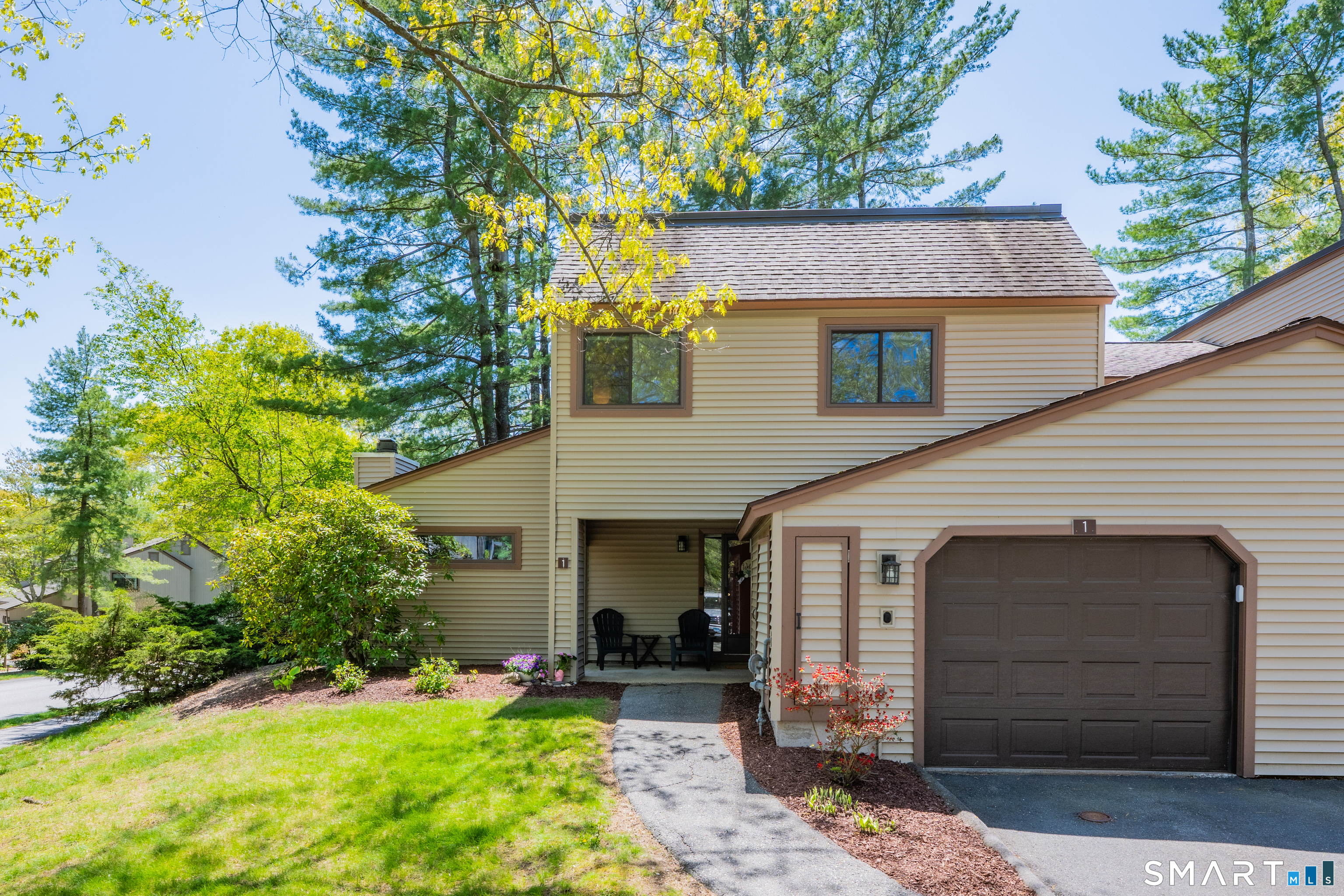 1 Maple Lane Avon CT 06001