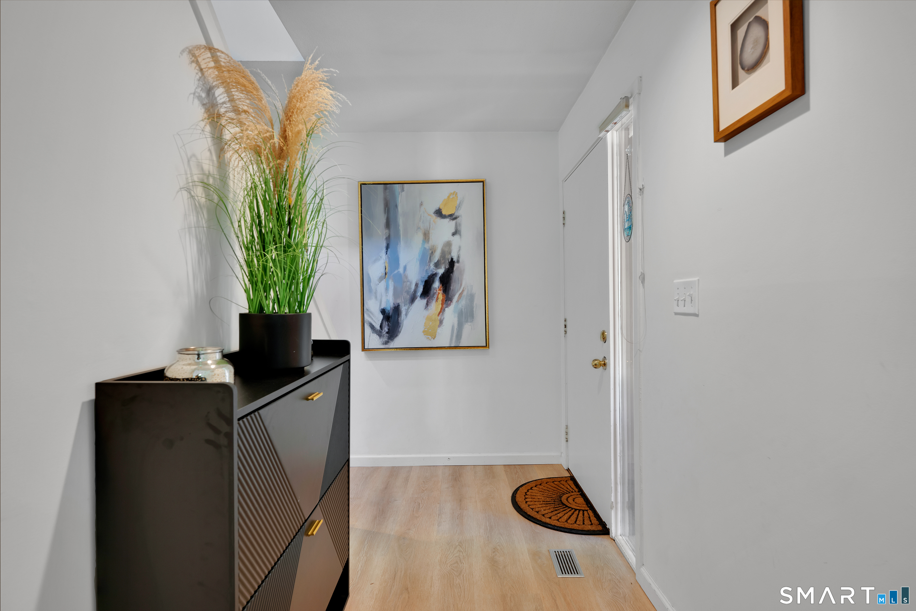 1 Maple Lane Avon CT 06001
