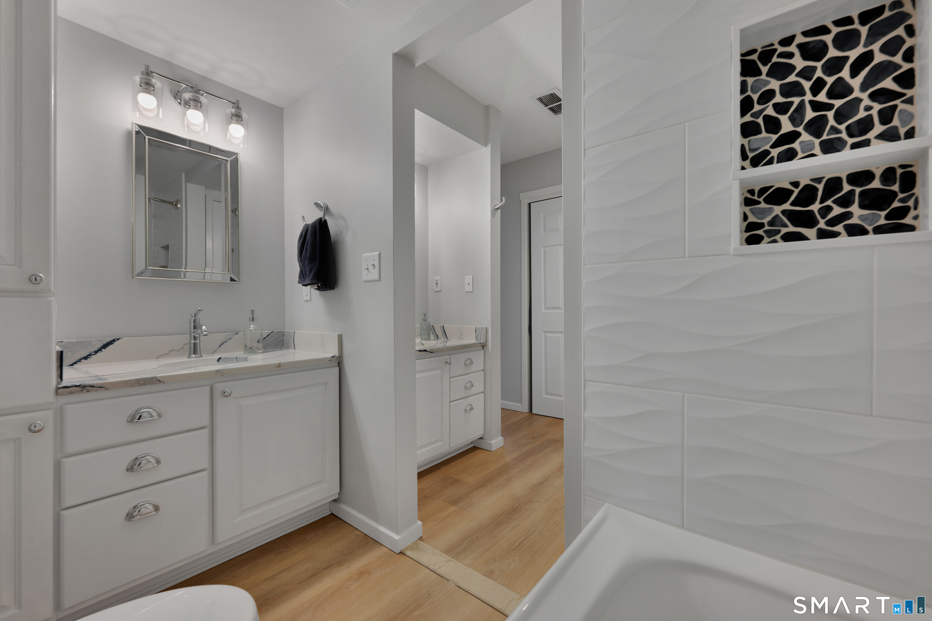 1 Maple Lane Avon CT 06001