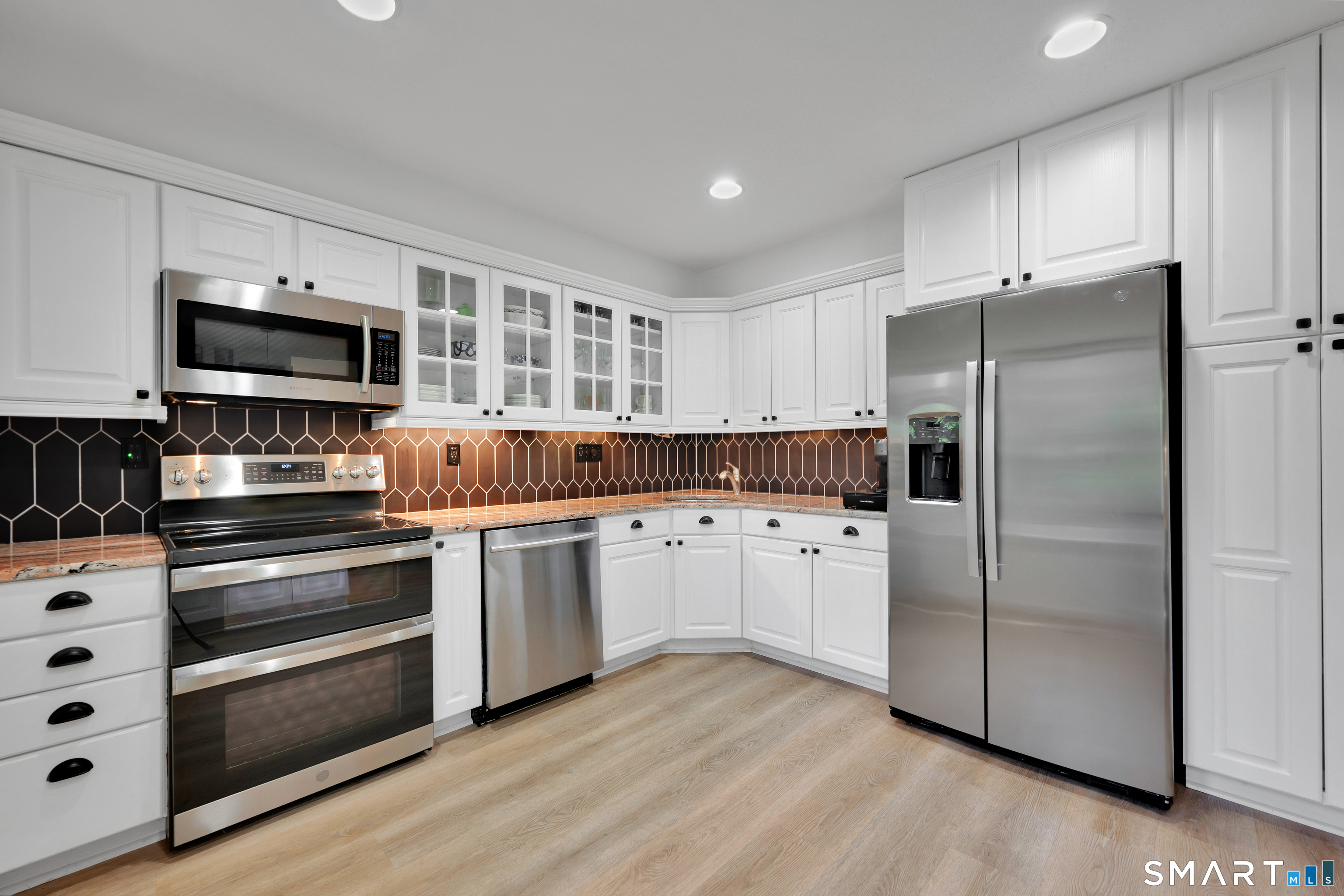 1 Maple Lane Avon CT 06001