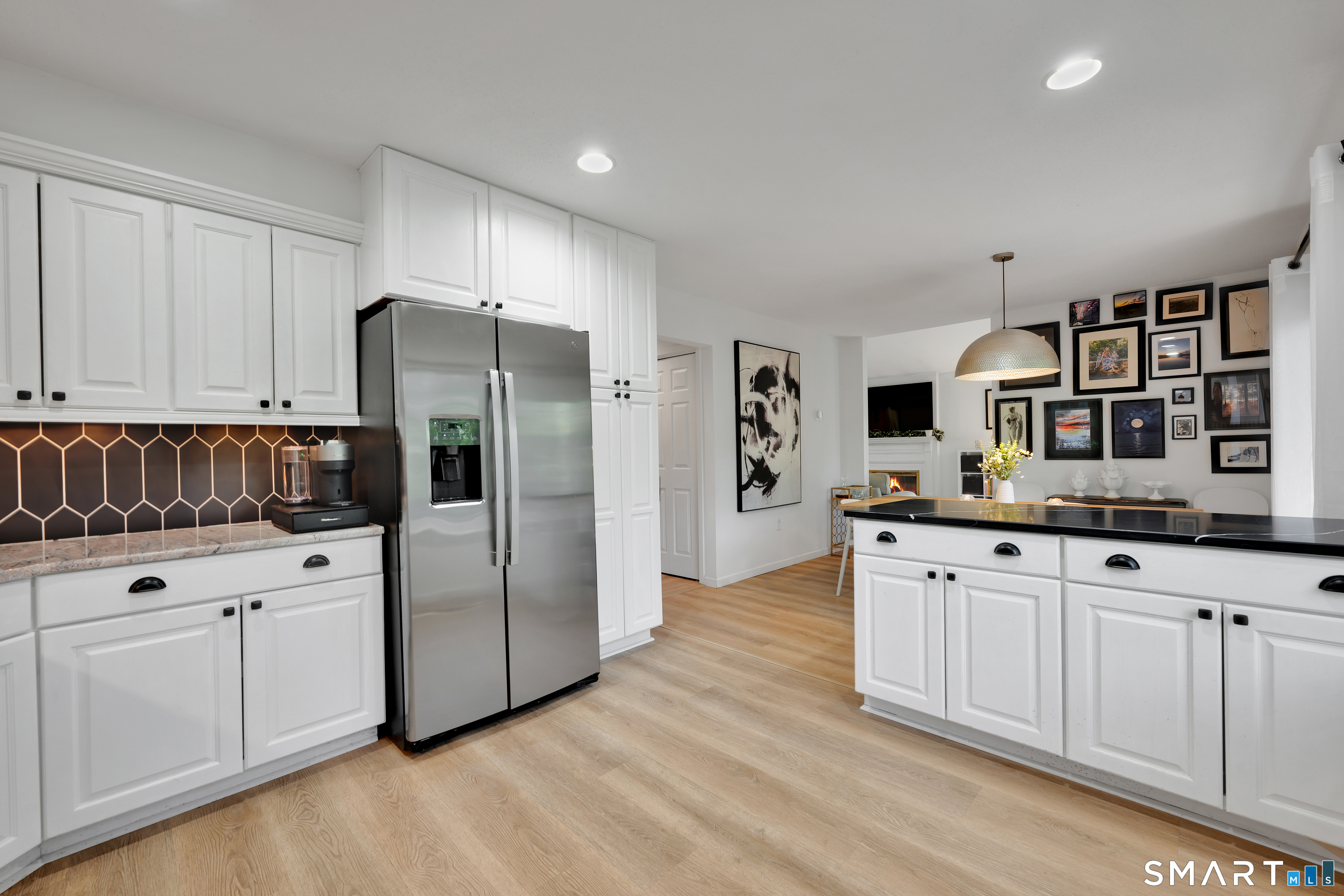1 Maple Lane Avon CT 06001
