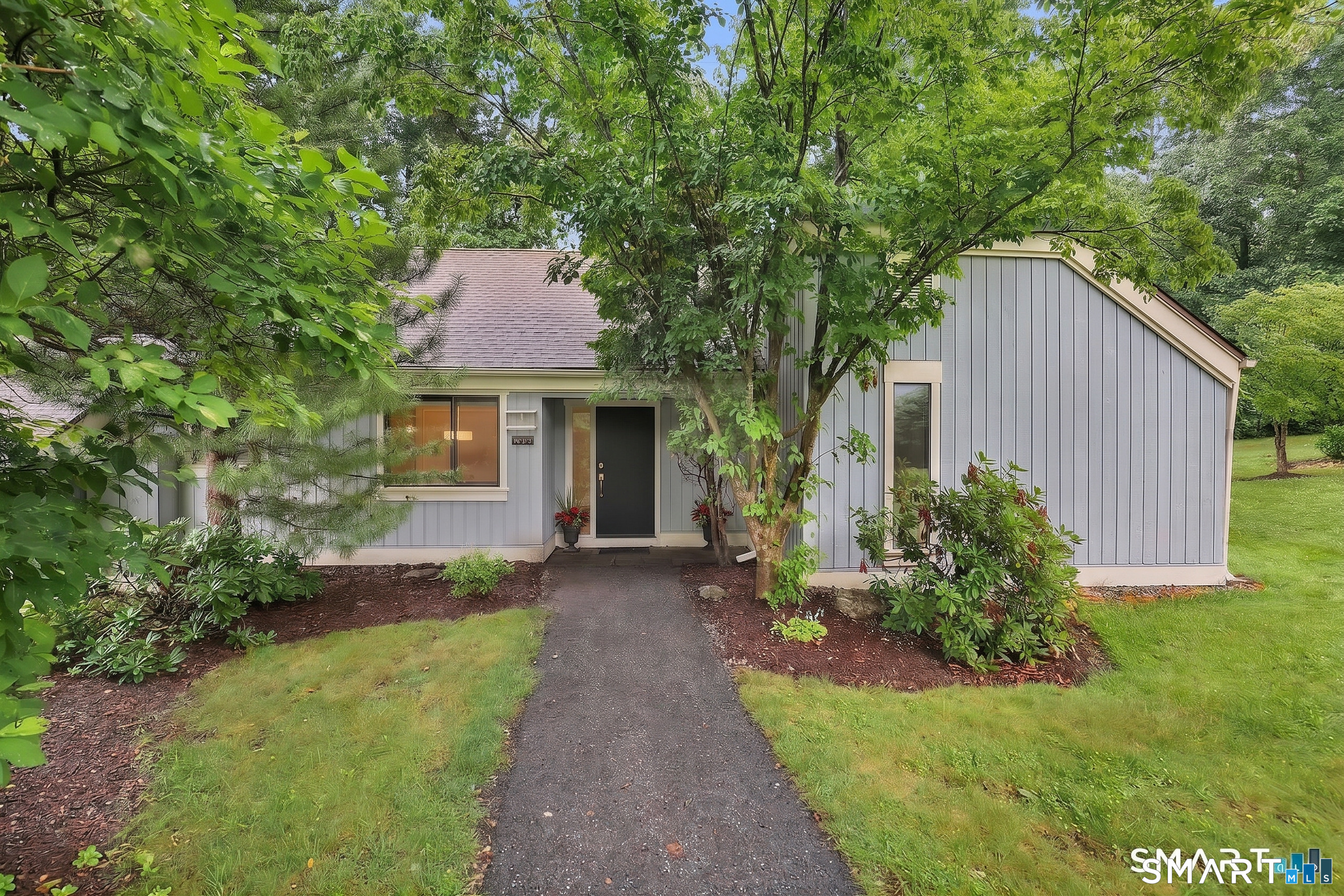 972 Heritage Village Southbury CT 06488
