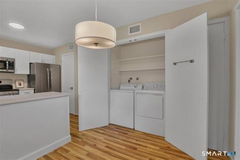 972 Heritage Village Southbury CT 06488