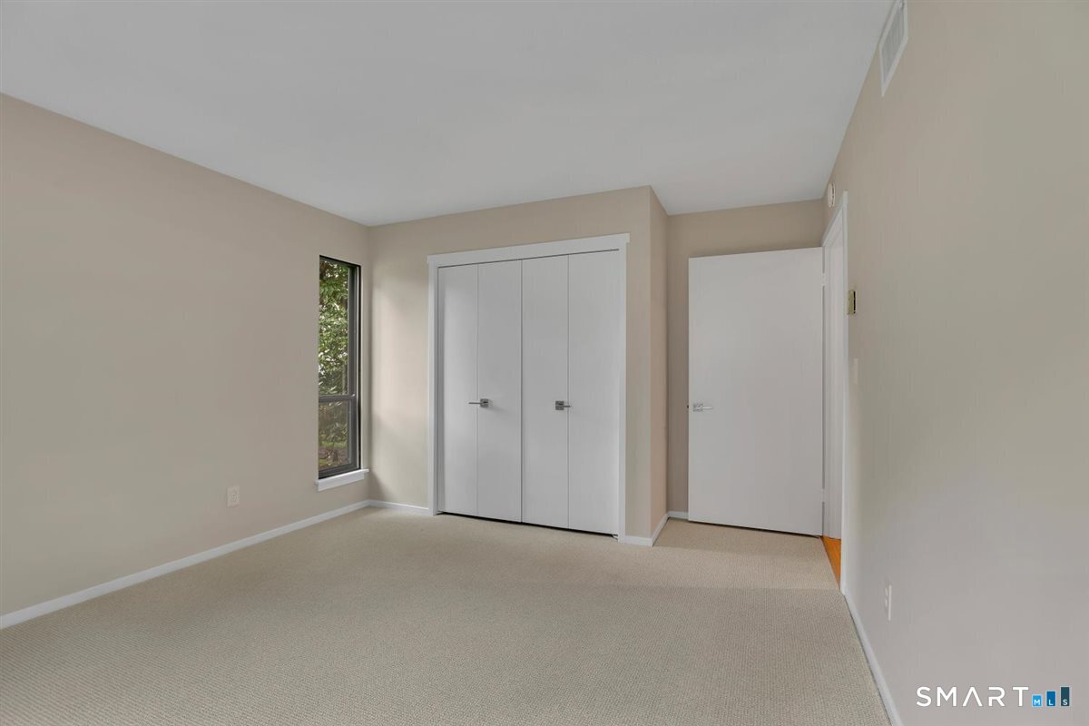 972 Heritage Village Southbury CT 06488