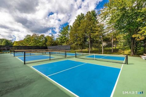 972 Heritage Village Southbury CT 06488