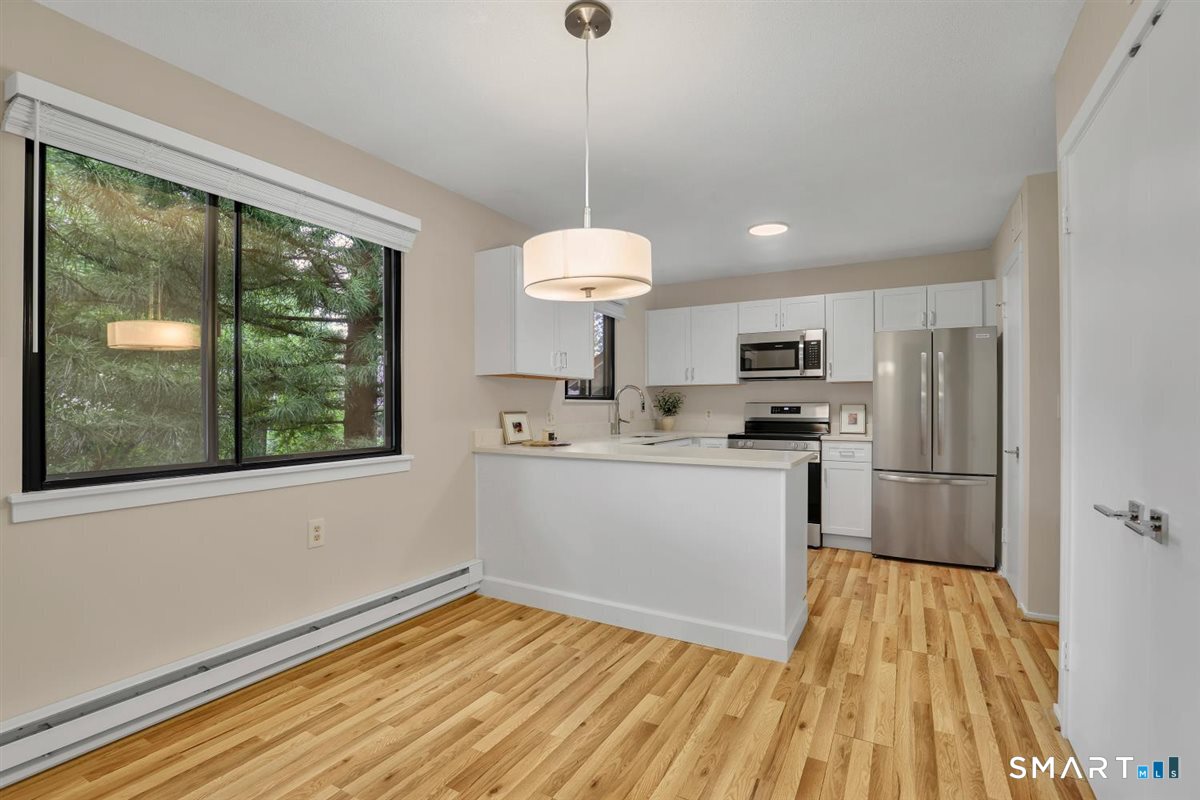 972 Heritage Village Southbury CT 06488