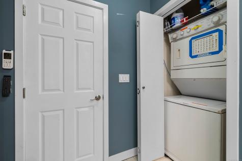 117 Harbour Close New Haven CT 06519