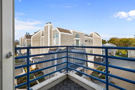 117 Harbour Close New Haven CT 06519