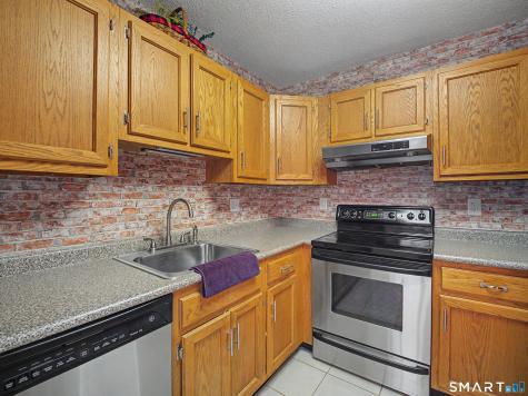 41 Glen Ridge Court New Milford CT 06776