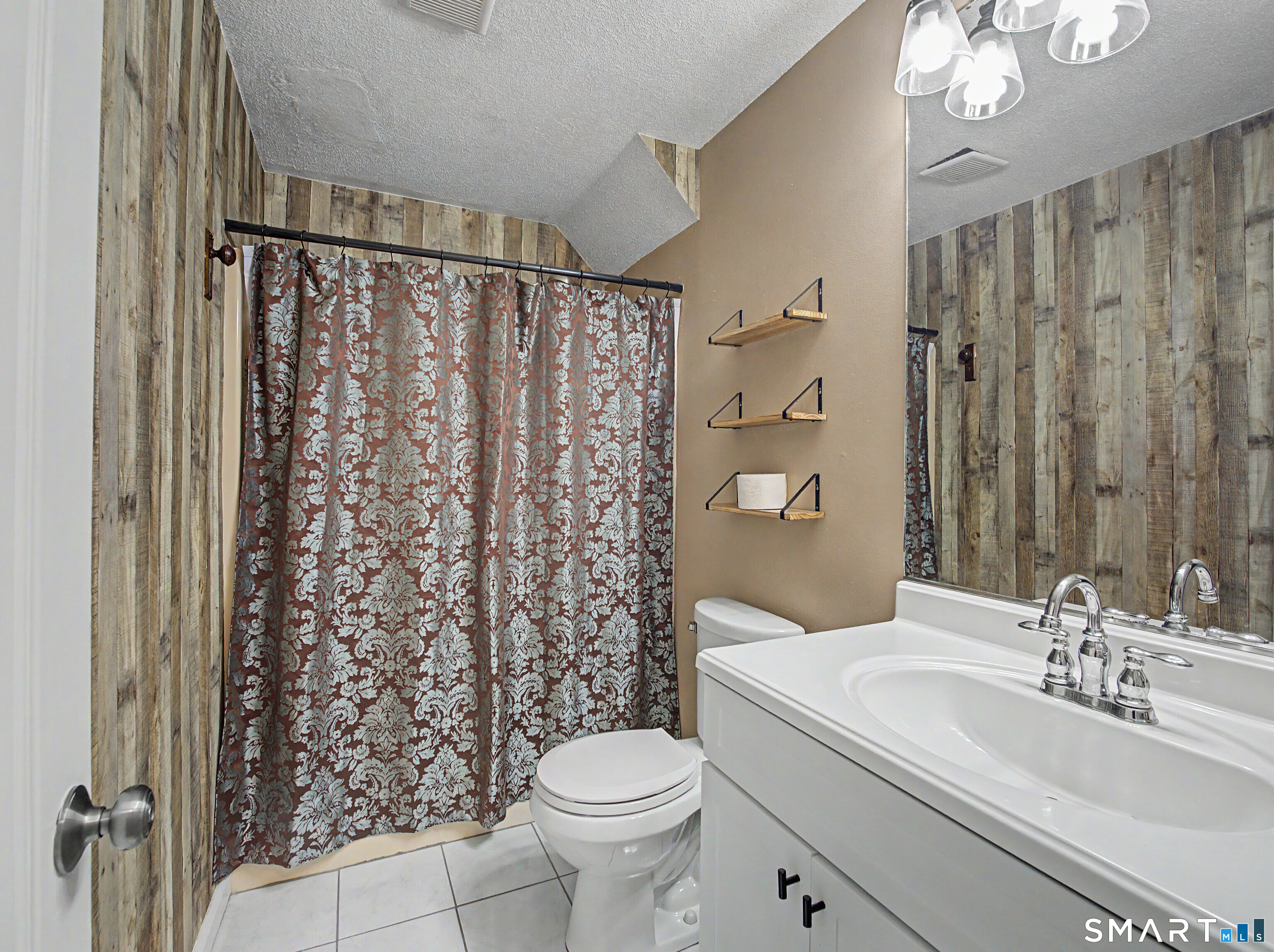 41 Glen Ridge Court New Milford CT 06776